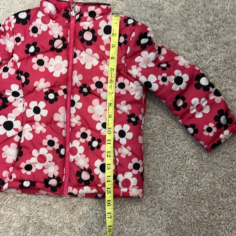 Healthtex SZ 4T pink floral puffer coat. Zip front like new.